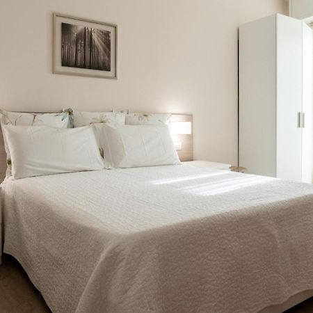 Cristel Apartment - 15 Min Da Milano Cormano Eksteriør billede