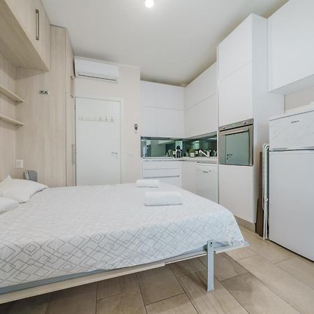 Cristel Apartment - 15 Min Da Milano Cormano Eksteriør billede