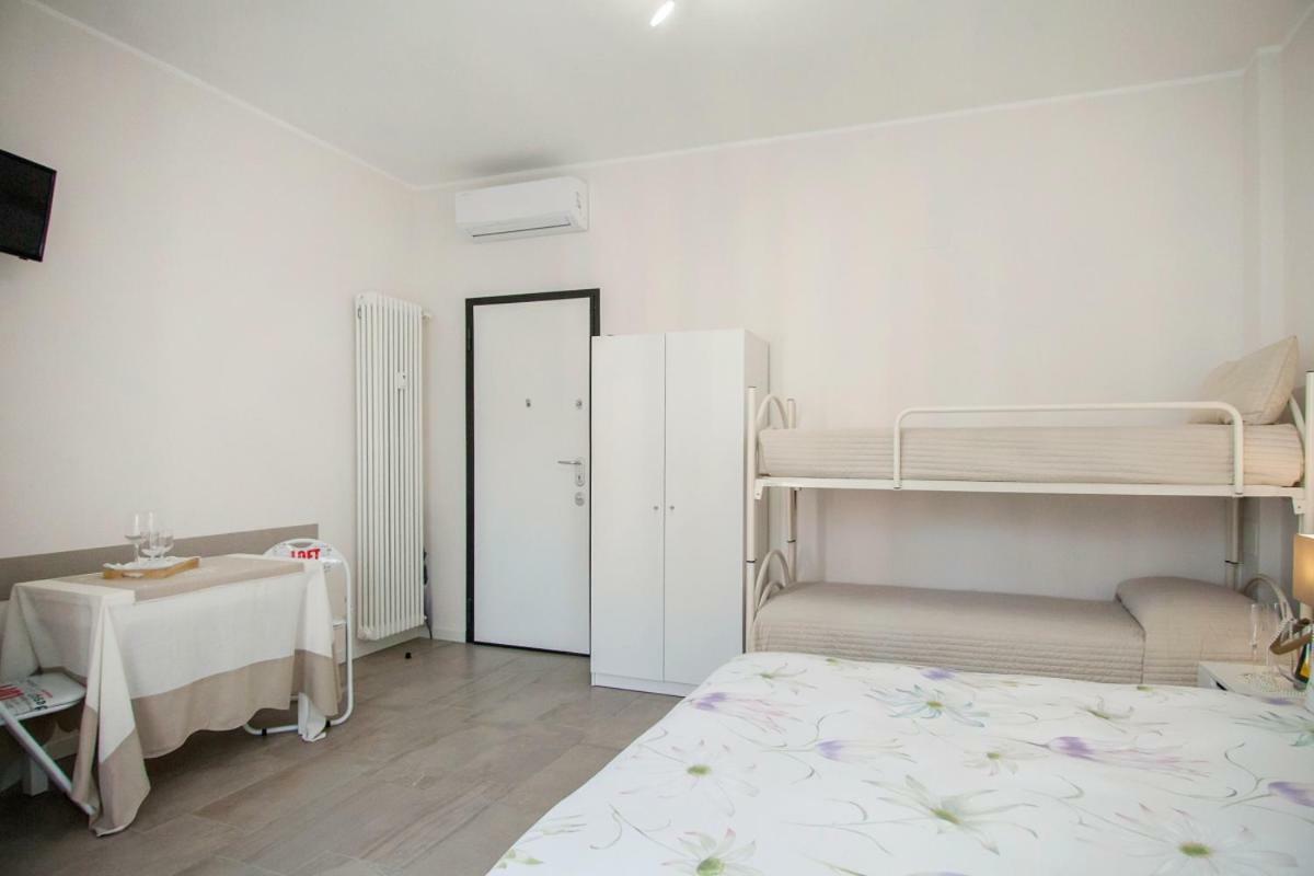 Cristel Apartment - 15 Min Da Milano Cormano Eksteriør billede